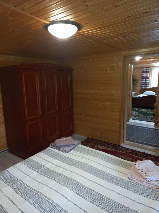 Садиба Федорчуків За рікою Шешоры Экстерьер фото